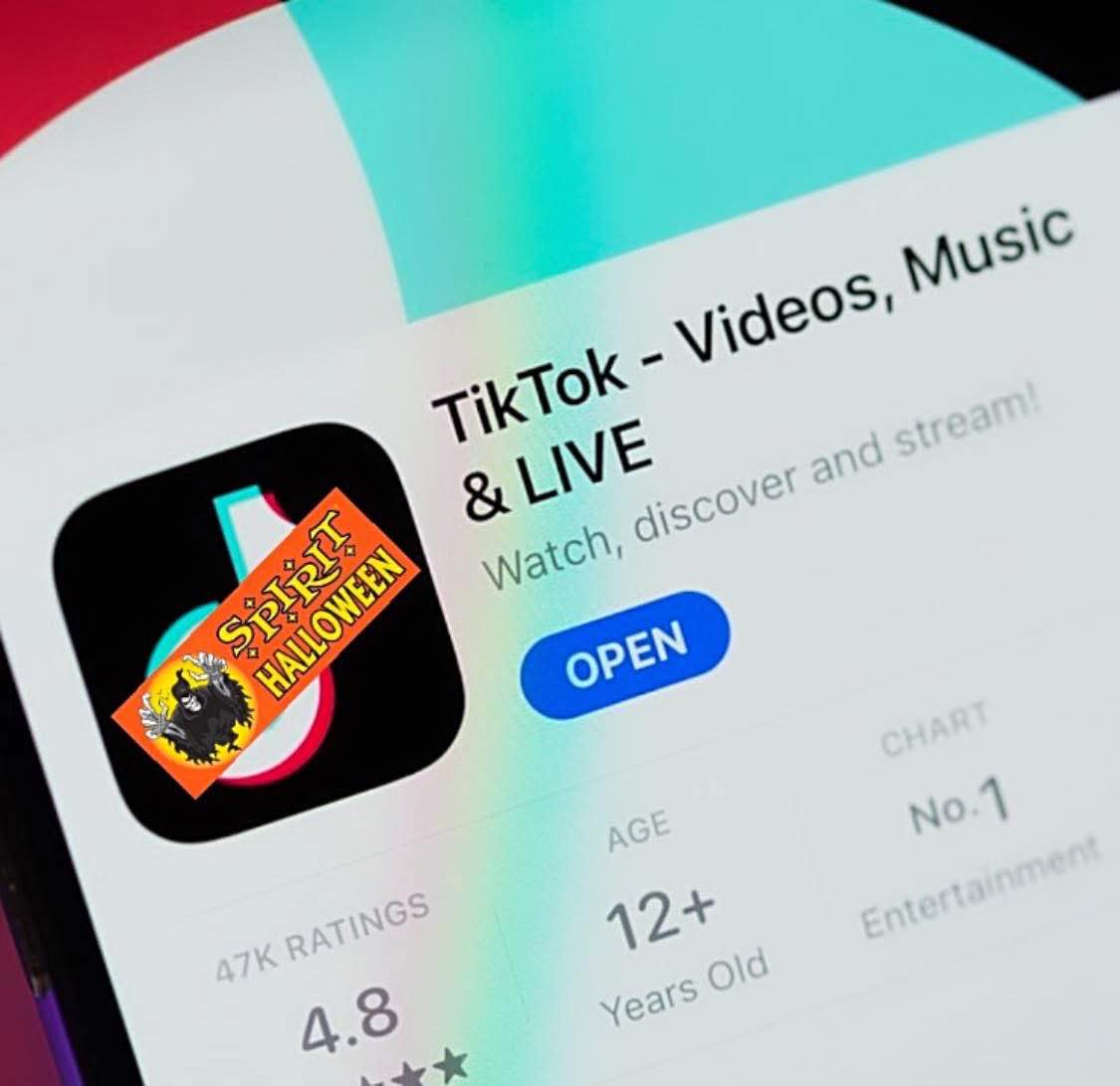 When you try to open TikTok and it's still October.