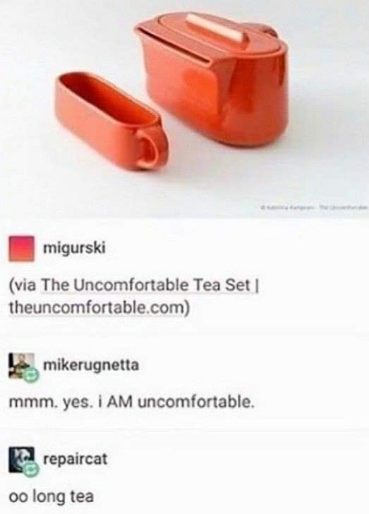 This tea set is so long, it basically says 'oo long tea'