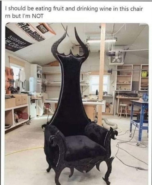 Big mood: wanting to live like a Disney villain but stuck in reality