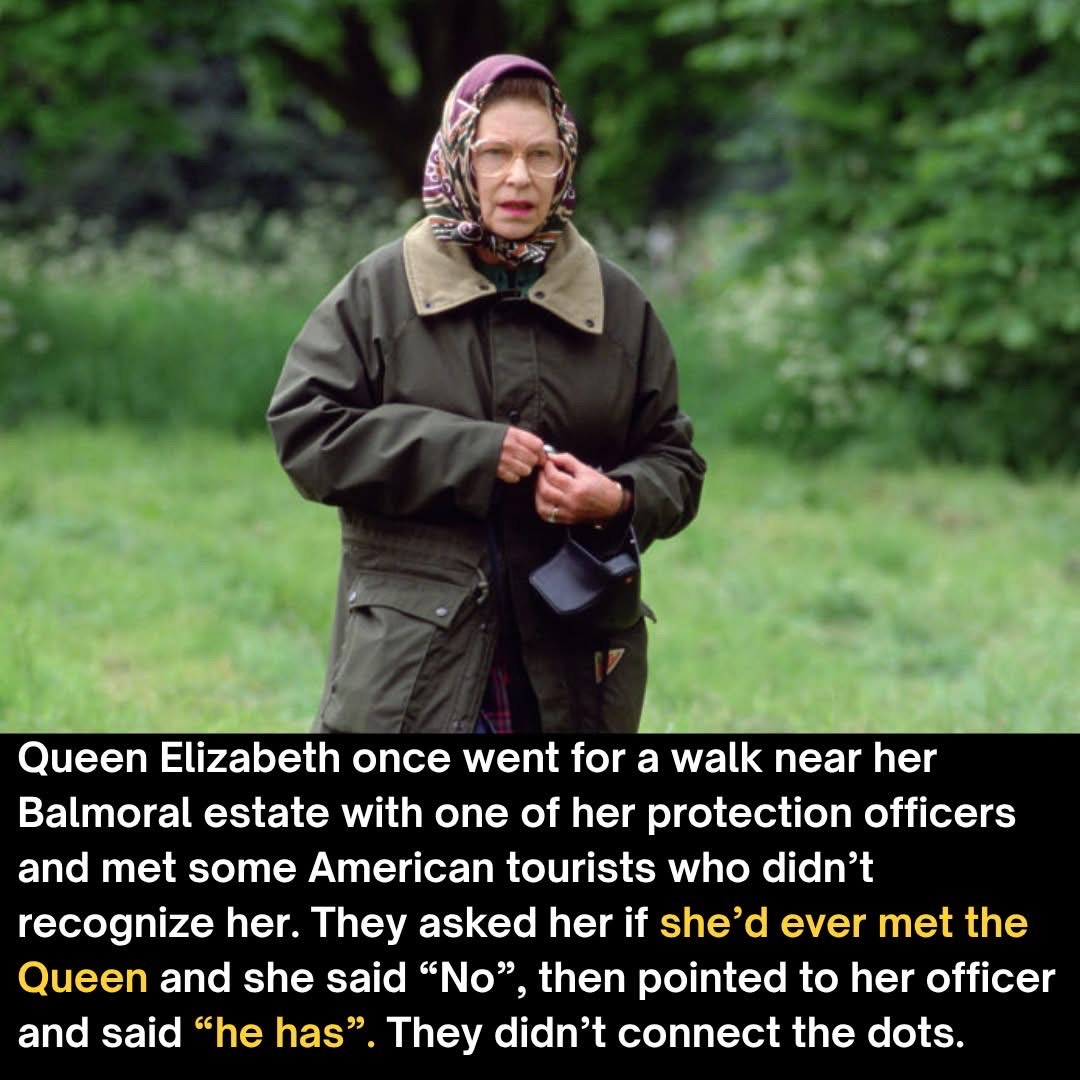 Literally nobody recognized the Queen and she just went with it lol